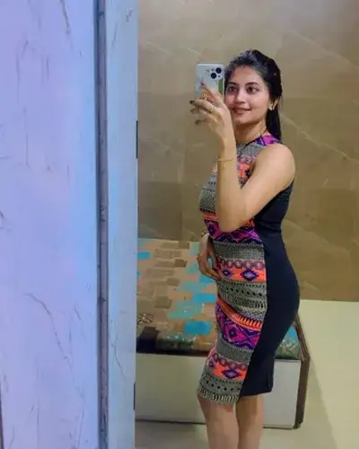 Escort Manikchak
